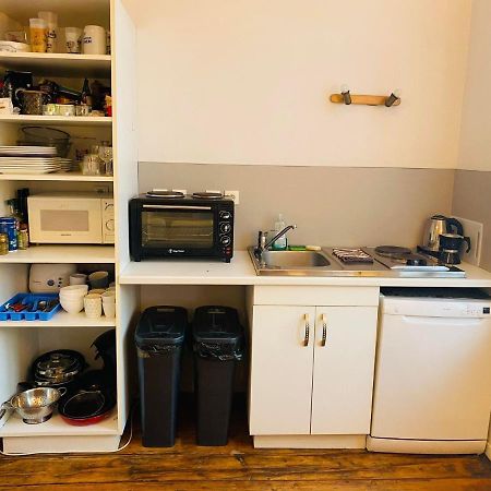Appartement T2 Sur La Place Du Marche De Wazemmes Лилль Экстерьер фото
