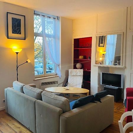 Appartement T2 Sur La Place Du Marche De Wazemmes Лилль Экстерьер фото