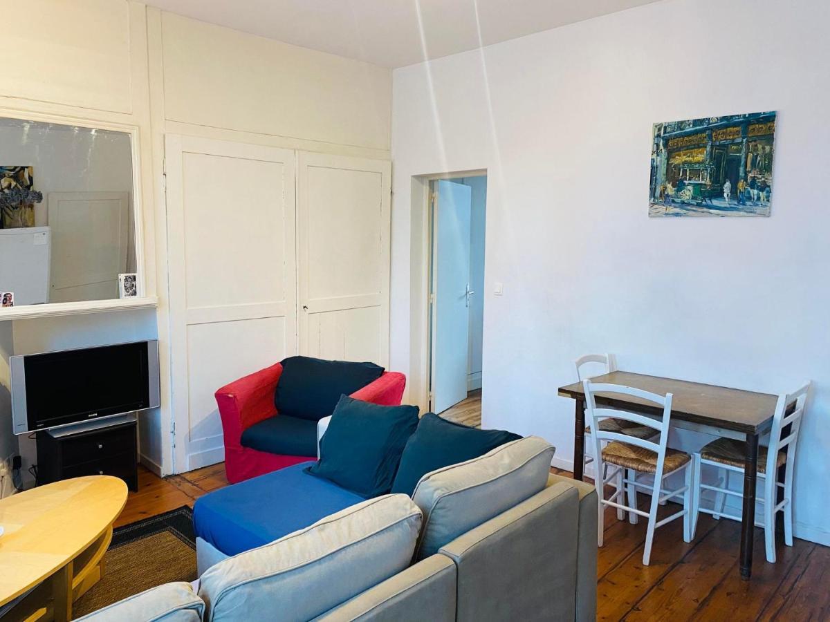 Appartement T2 Sur La Place Du Marche De Wazemmes Лилль Экстерьер фото